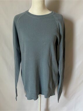 NWT 100% Cotton J.Crew Men’s Sweater Blue size Medium